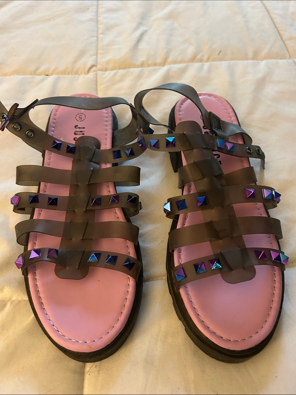 Justice Pink Footbed Black Strappy Sandals with Iridescent Purple Studs